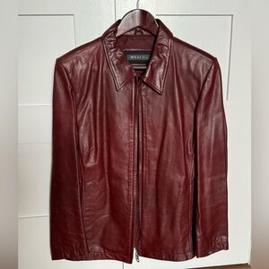 Vintage-style Burgundy Crimson Leather Jacket, Sleek Zipper up Style, XL